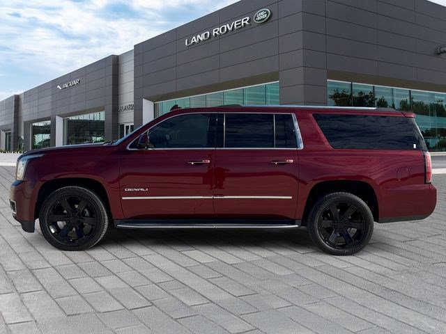 Used 2018 GMC Yukon XL Denali image 2