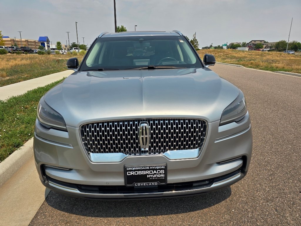Used 2022 Lincoln Aviator Reserve w/ Equipment Group 201A AWD/4WD image 9