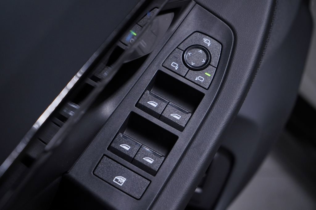 Used 2025 BMW 530i 530i image 16