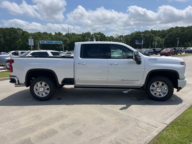 New 2025 Chevrolet Silverado 2500 High Country w/ Technology Package image 14