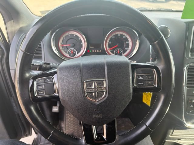 Used 2017 Dodge Grand Caravan SE FWD image 20