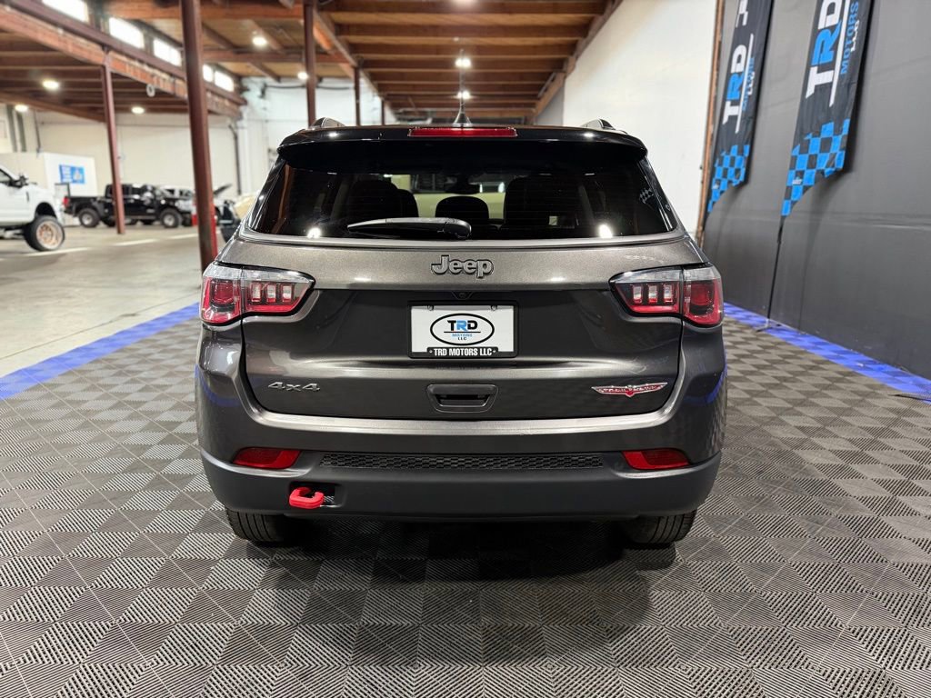 Used 2019 Jeep Compass Trailhawk image 4