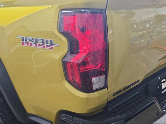Used 2023 Chevrolet Colorado Trail Boss w/ Technology Package image 37