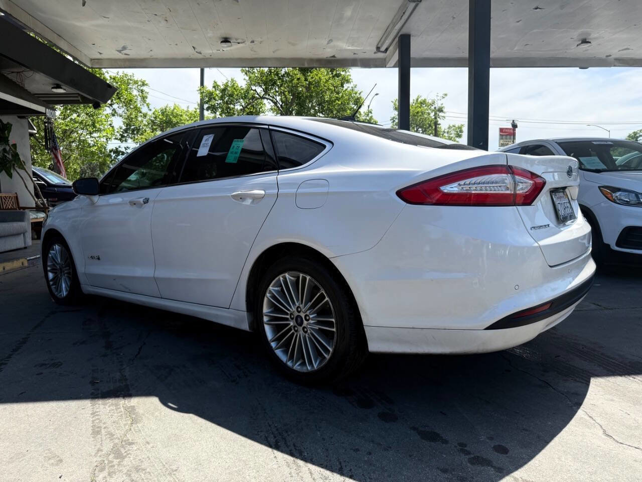 Used 2013 Ford Fusion SE FWD image 7