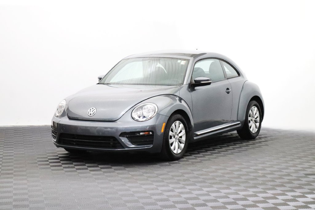 Used 2019 Volkswagen Beetle 2.0T S FWD image 3