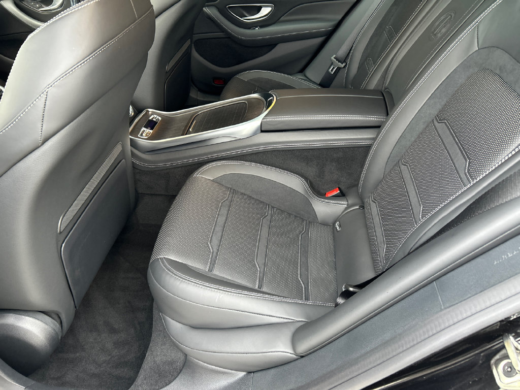 Used 2024 Mercedes-Benz AMG GT 63 image 27