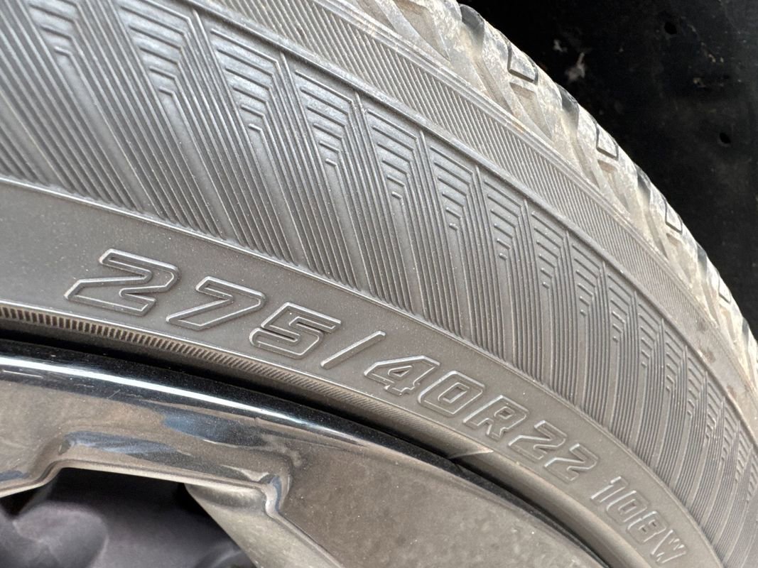 Used 2020 Land Rover Range Rover HSE image 60