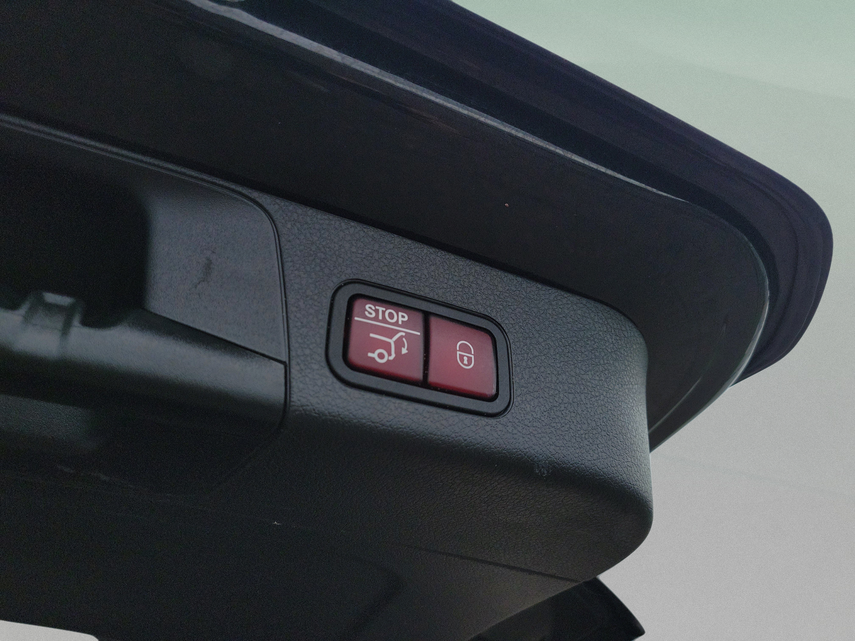 Certified 2022 Mercedes-Benz GLB 250 image 6