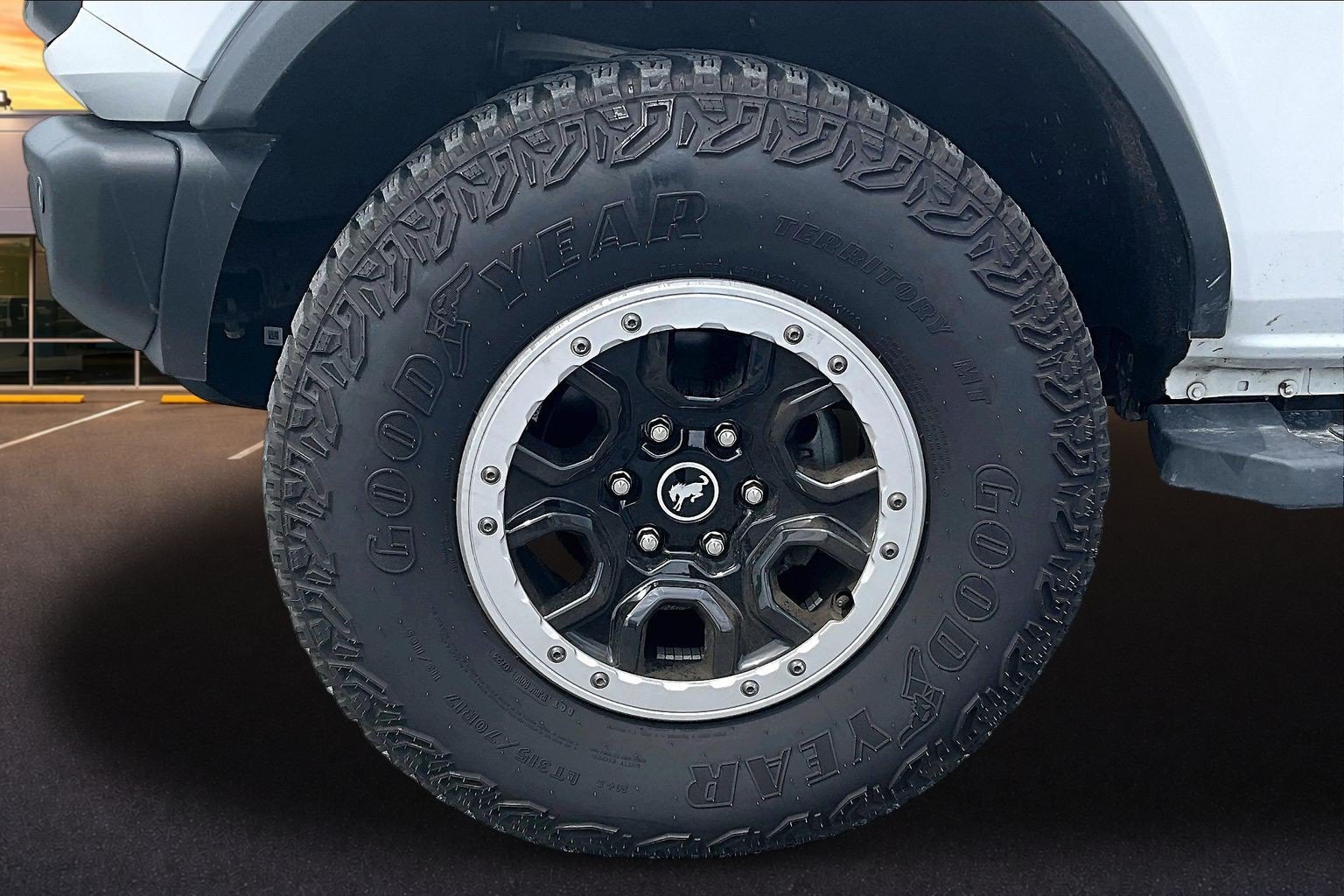 Used 2023 Ford Bronco Badlands AWD/4WD image 9