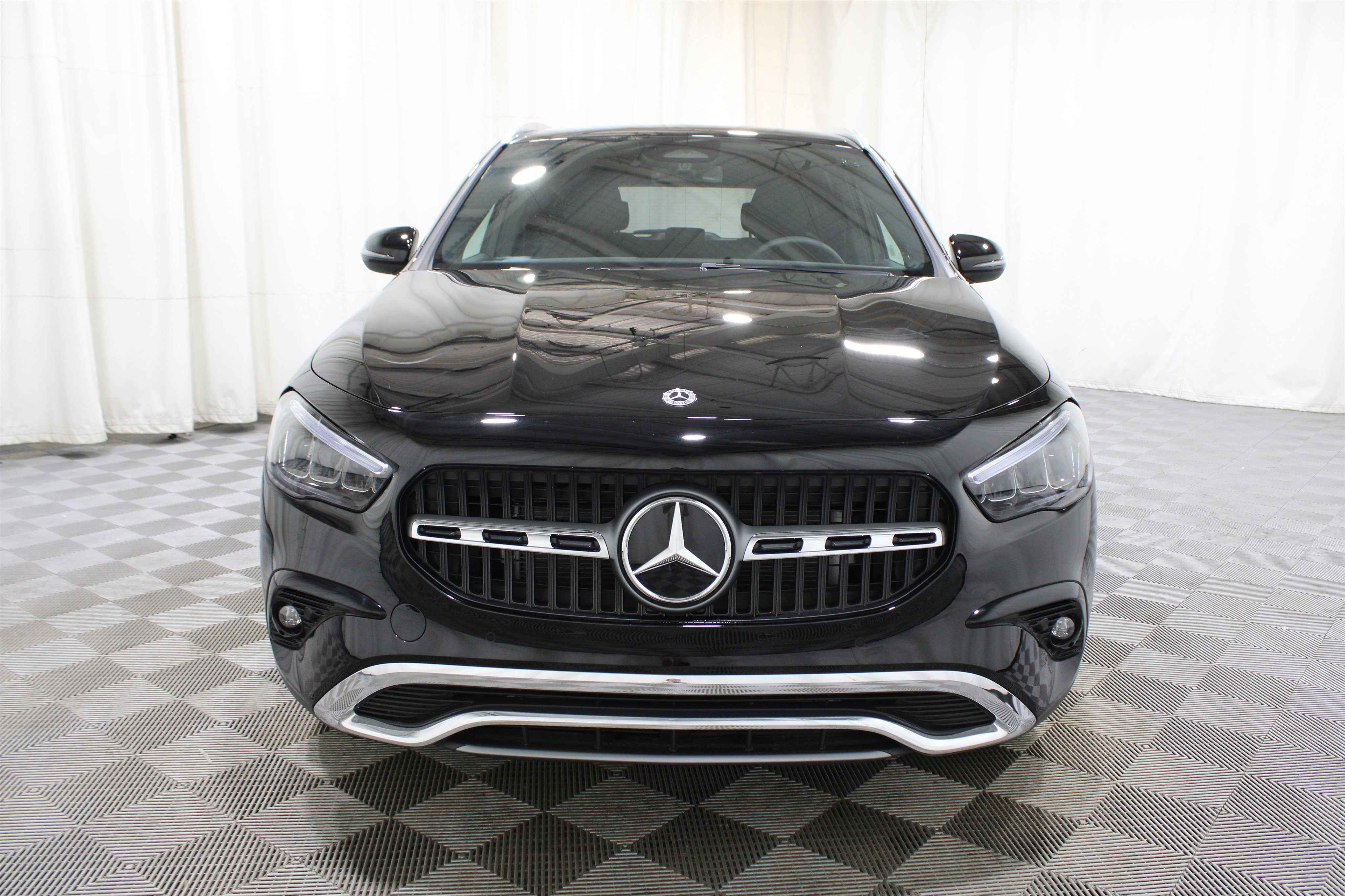 Used 2025 Mercedes-Benz GLA 250 4MATIC image 37
