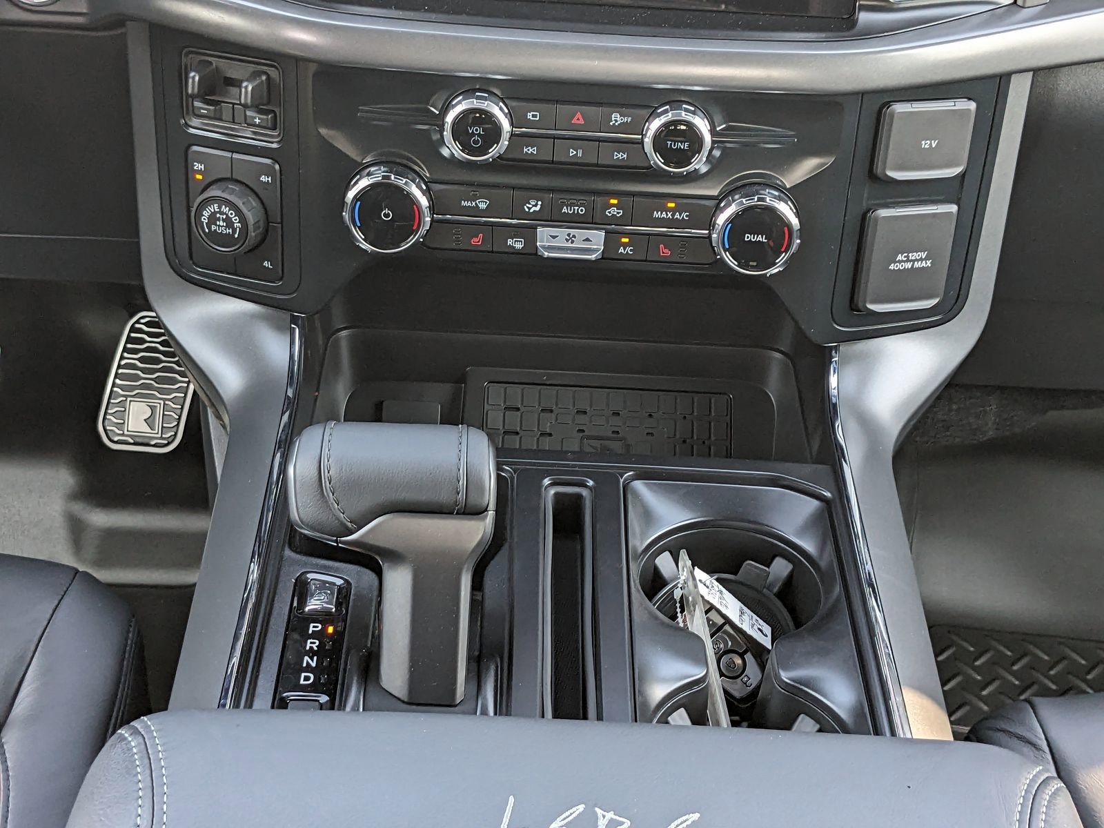 New 2025 Ford F150 XLT w/ Equipment Group 302A MID AWD/4WD image 18