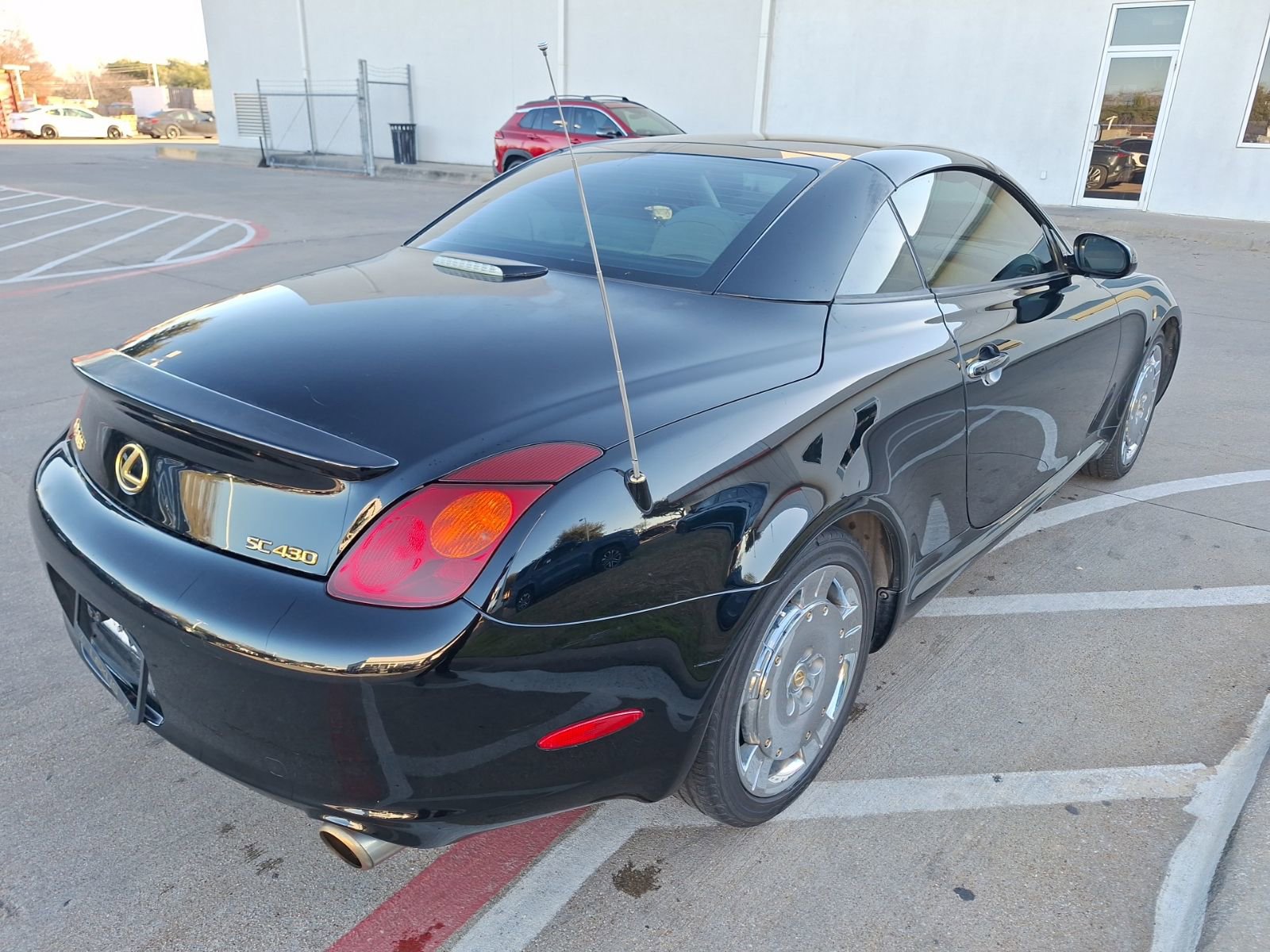 Used 2002 Lexus SC 430 Convertible image 6