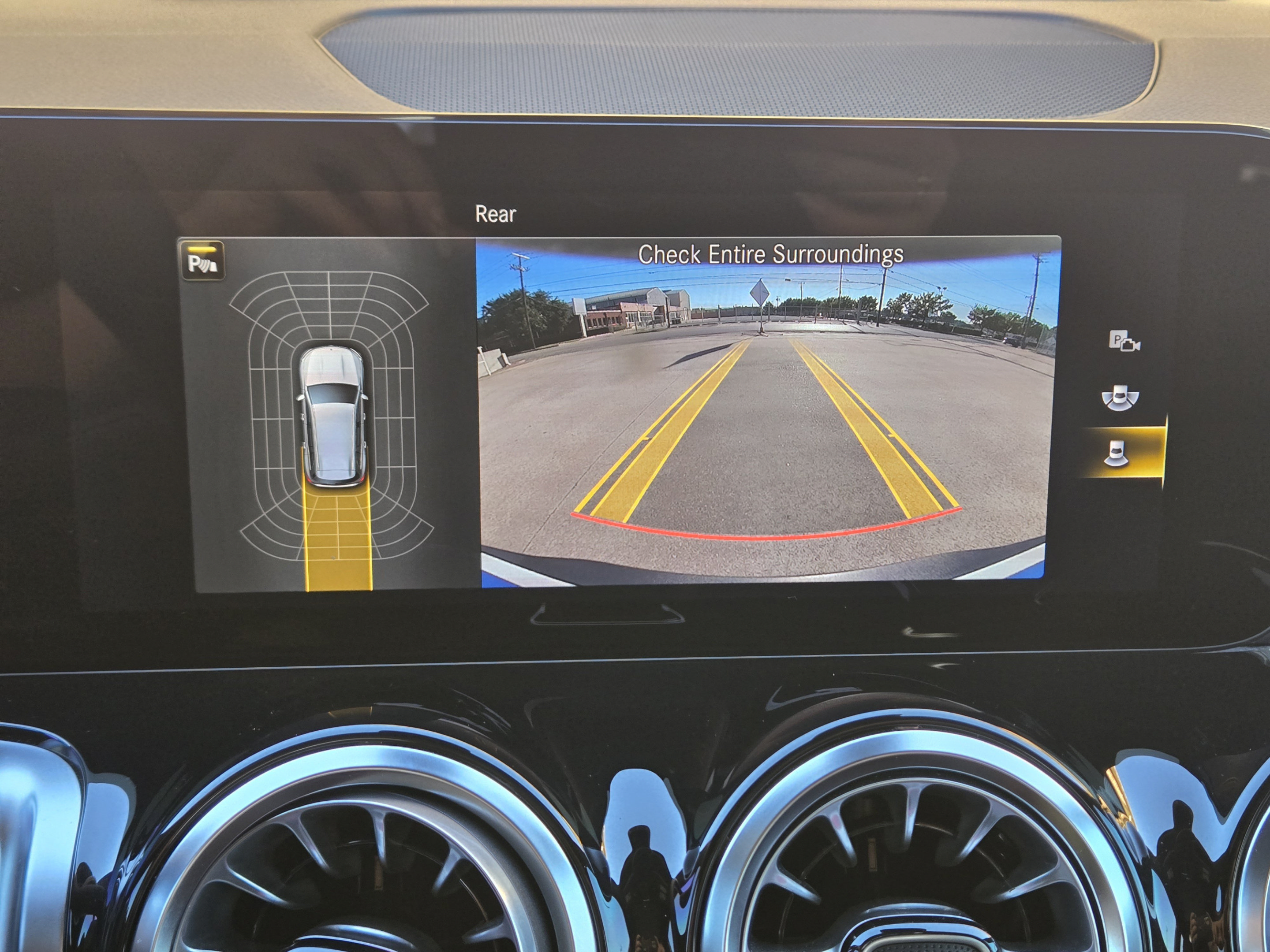 Certified 2023 Mercedes-Benz EQB 300 4MATIC image 15