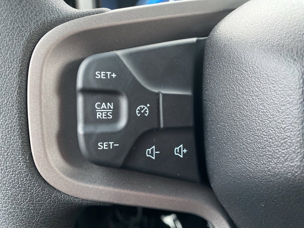 New 2025 Ford Bronco 4-Door image 9