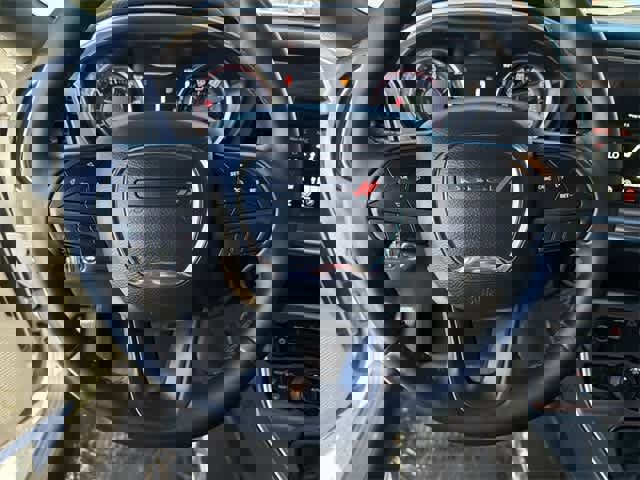 Used 2019 Dodge Challenger SXT image 19