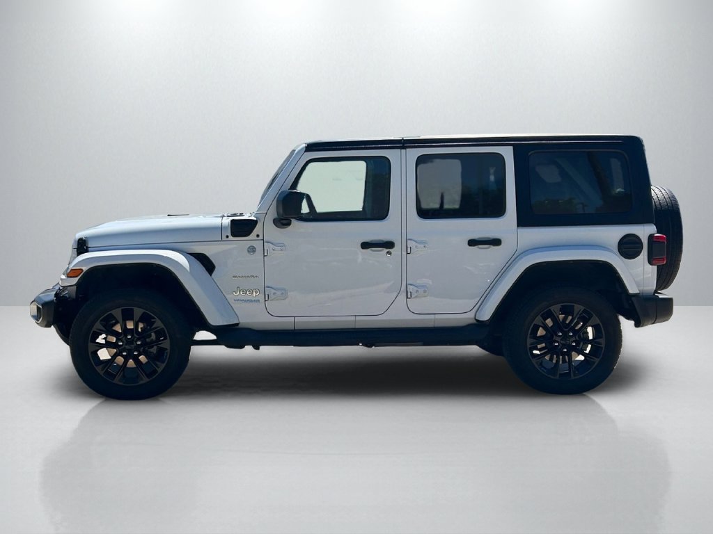Used 2022 Jeep Wrangler Unlimited Sahara AWD/4WD image 8