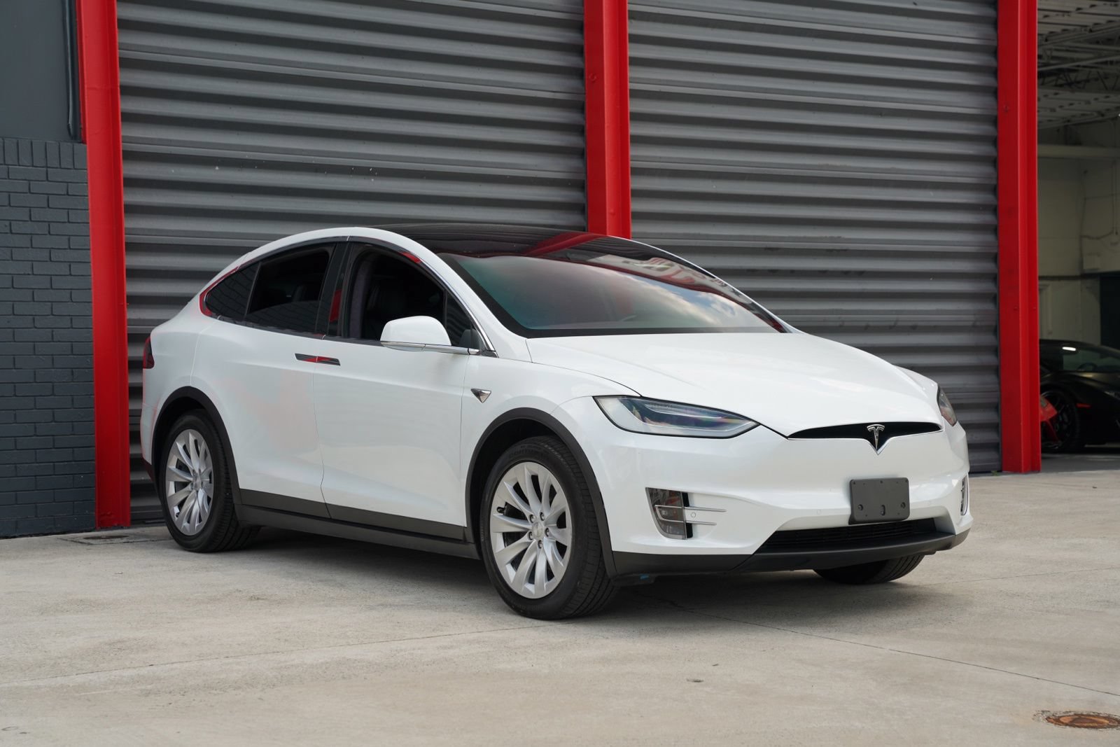 Used 2020 Tesla Model X Long Range AWD/4WD image 7