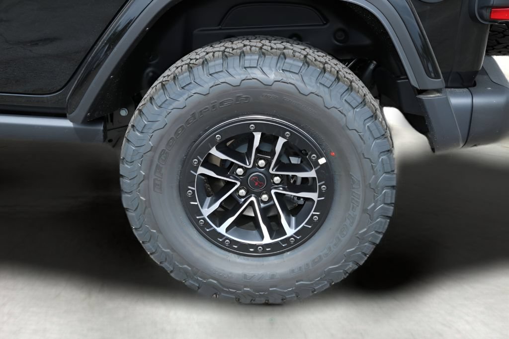 Used 2026 Jeep Wrangler Unlimited Rubicon AWD/4WD image 24