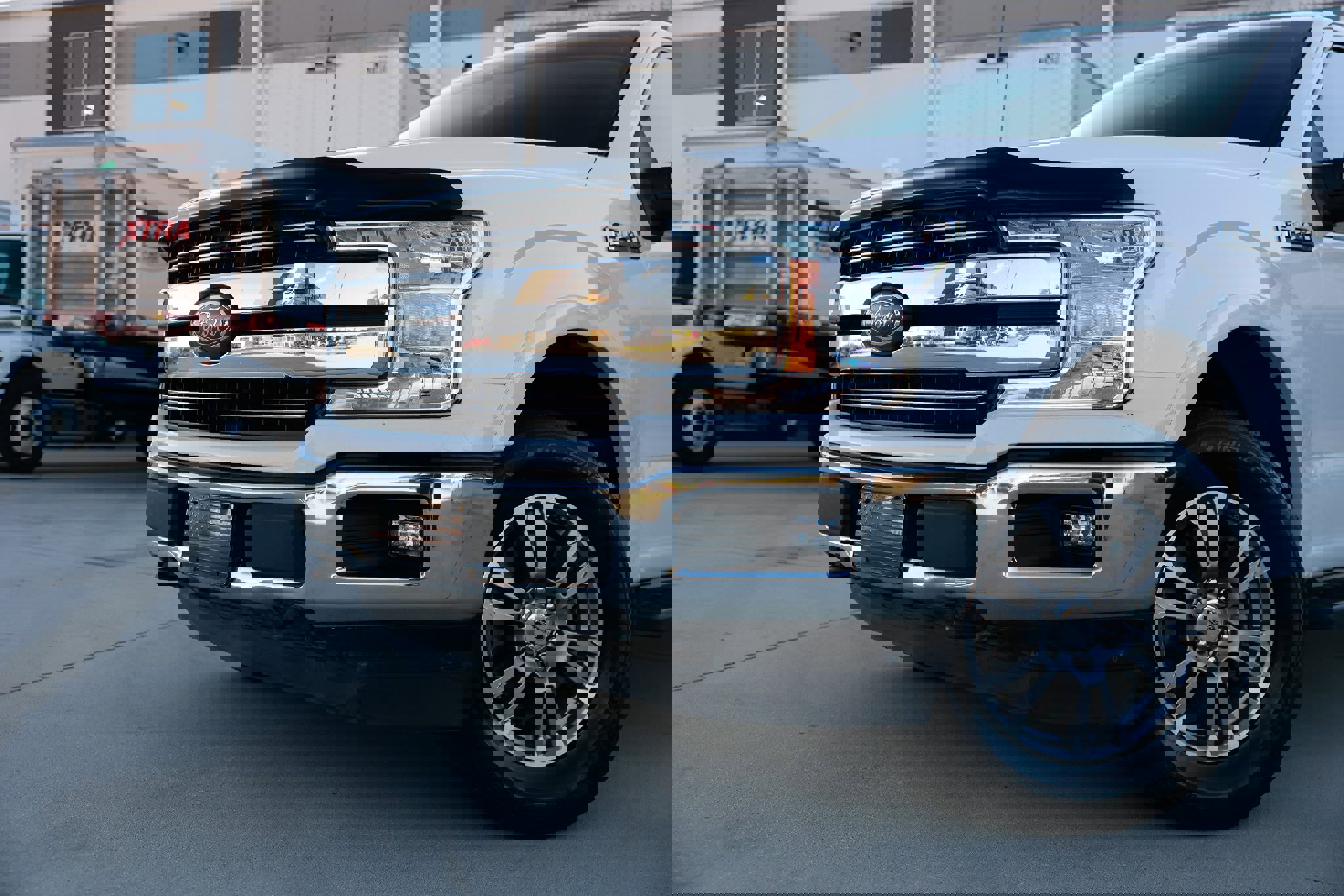 Used 2020 Ford F150 Lariat image 29