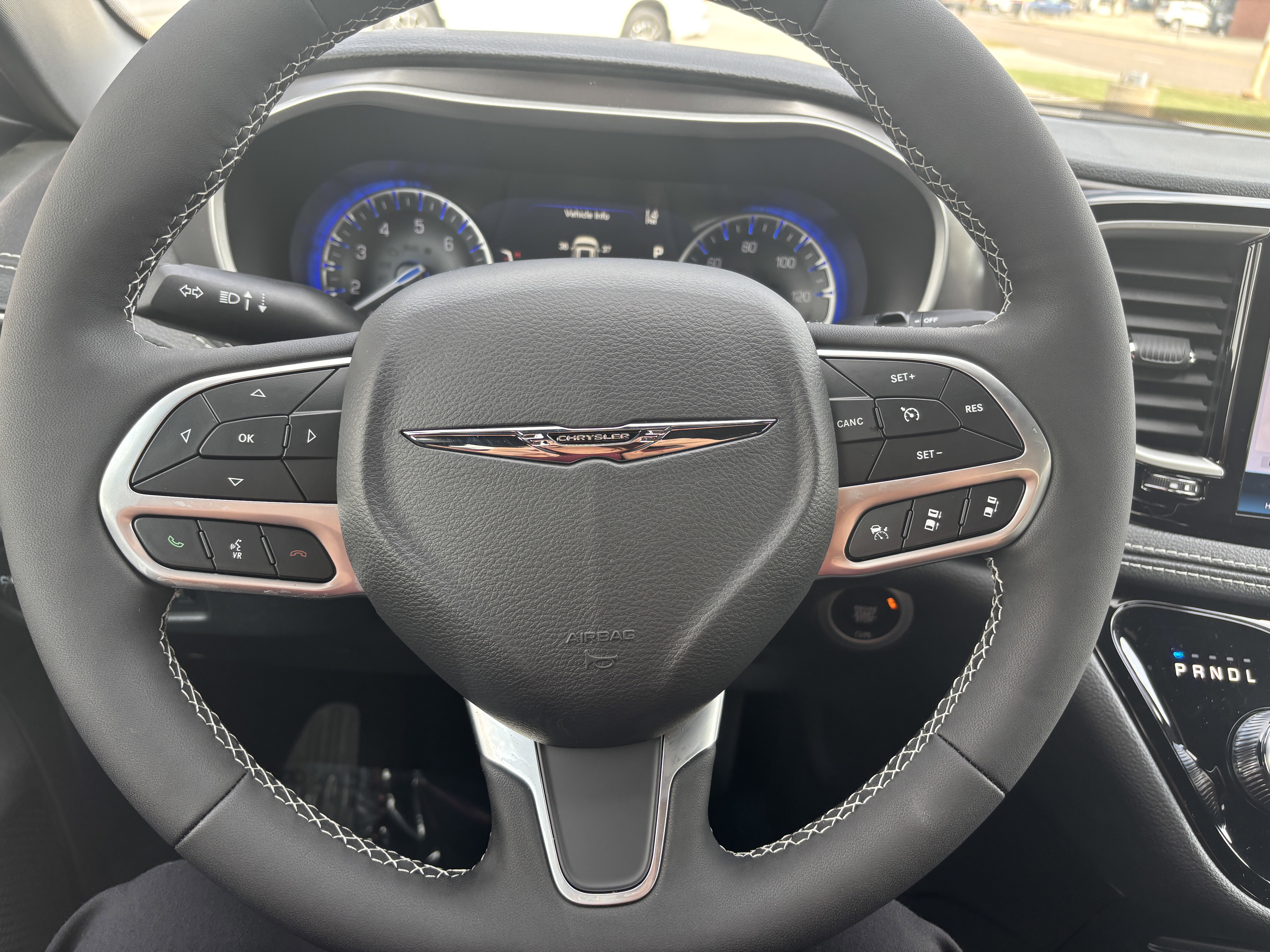 New 2026 Chrysler Pacifica Select image 21