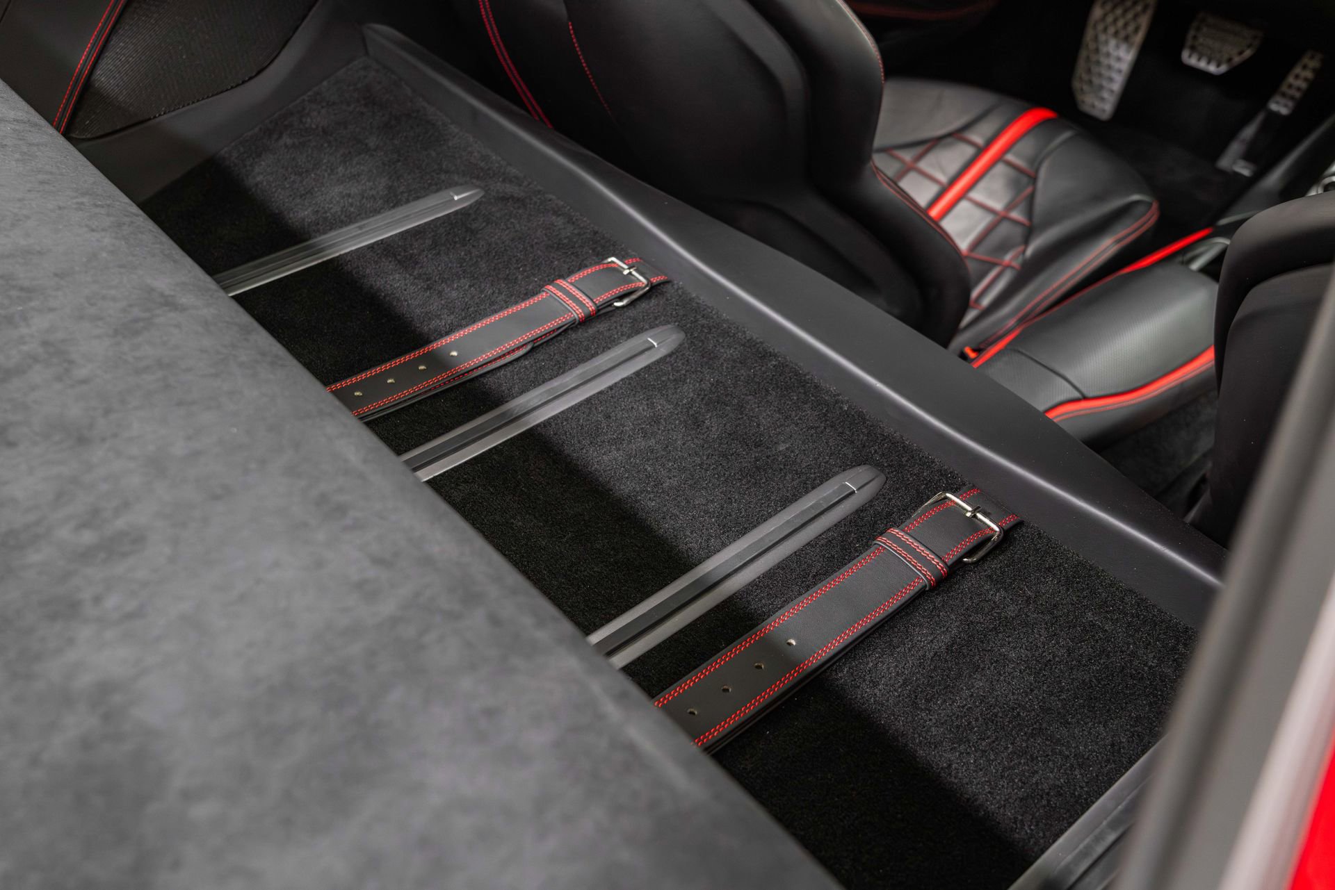 Certified 2019 Ferrari 812 Superfast RWD image 23