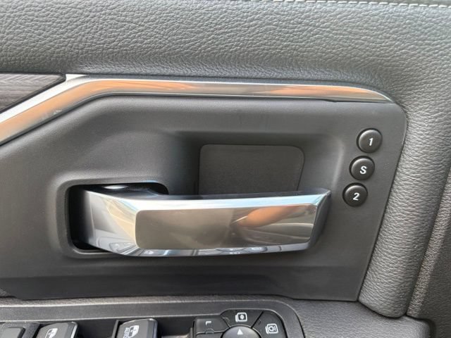 New 2026 RAM 2500 Laramie AWD/4WD image 14