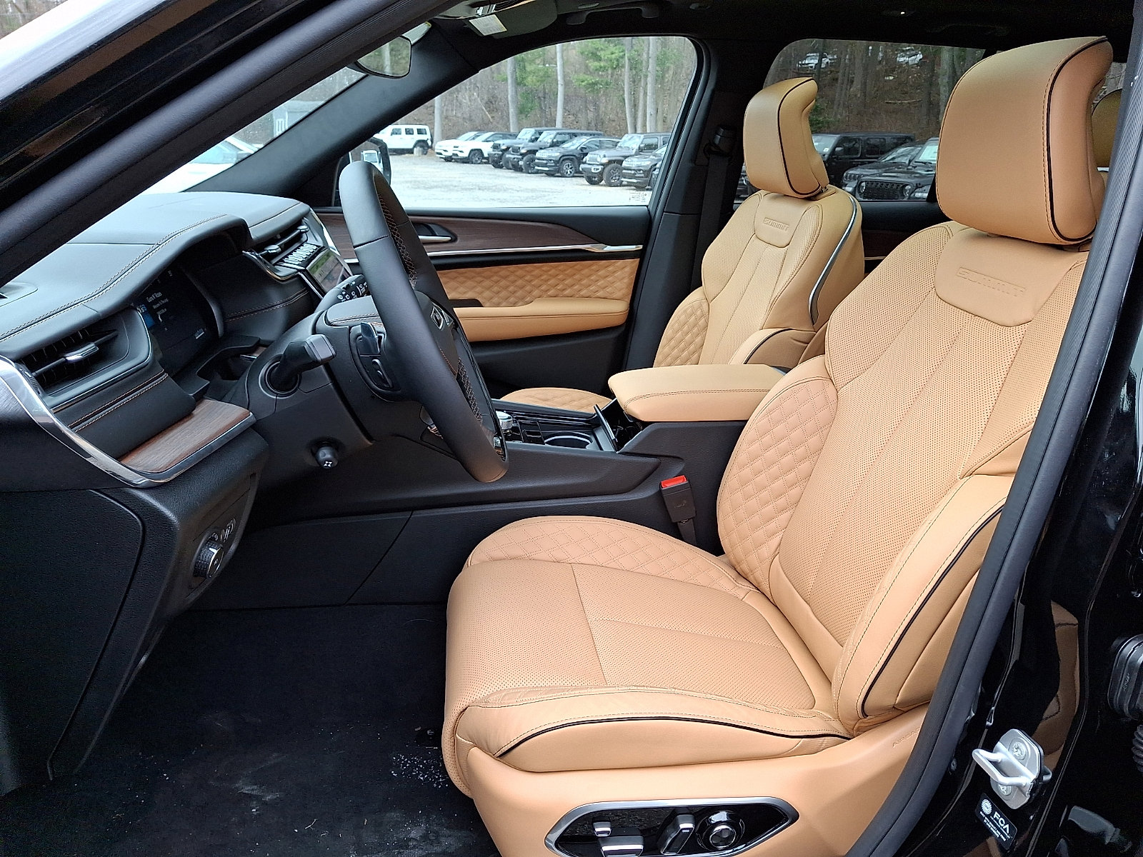 New 2025 Jeep Grand Cherokee Summit w/ Obsidian Package image 10