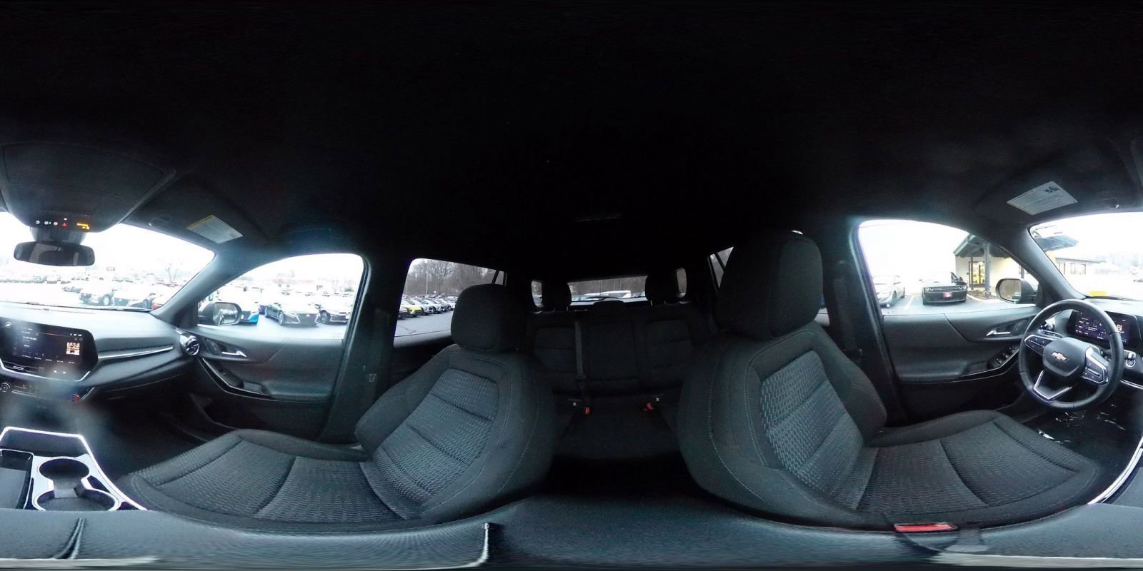 Used 2025 Chevrolet Equinox LT image 36