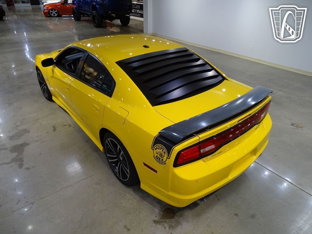 Used 2012 Dodge Charger SRT8 Super Bee w/ Driver Convenience Group II RWD image 9