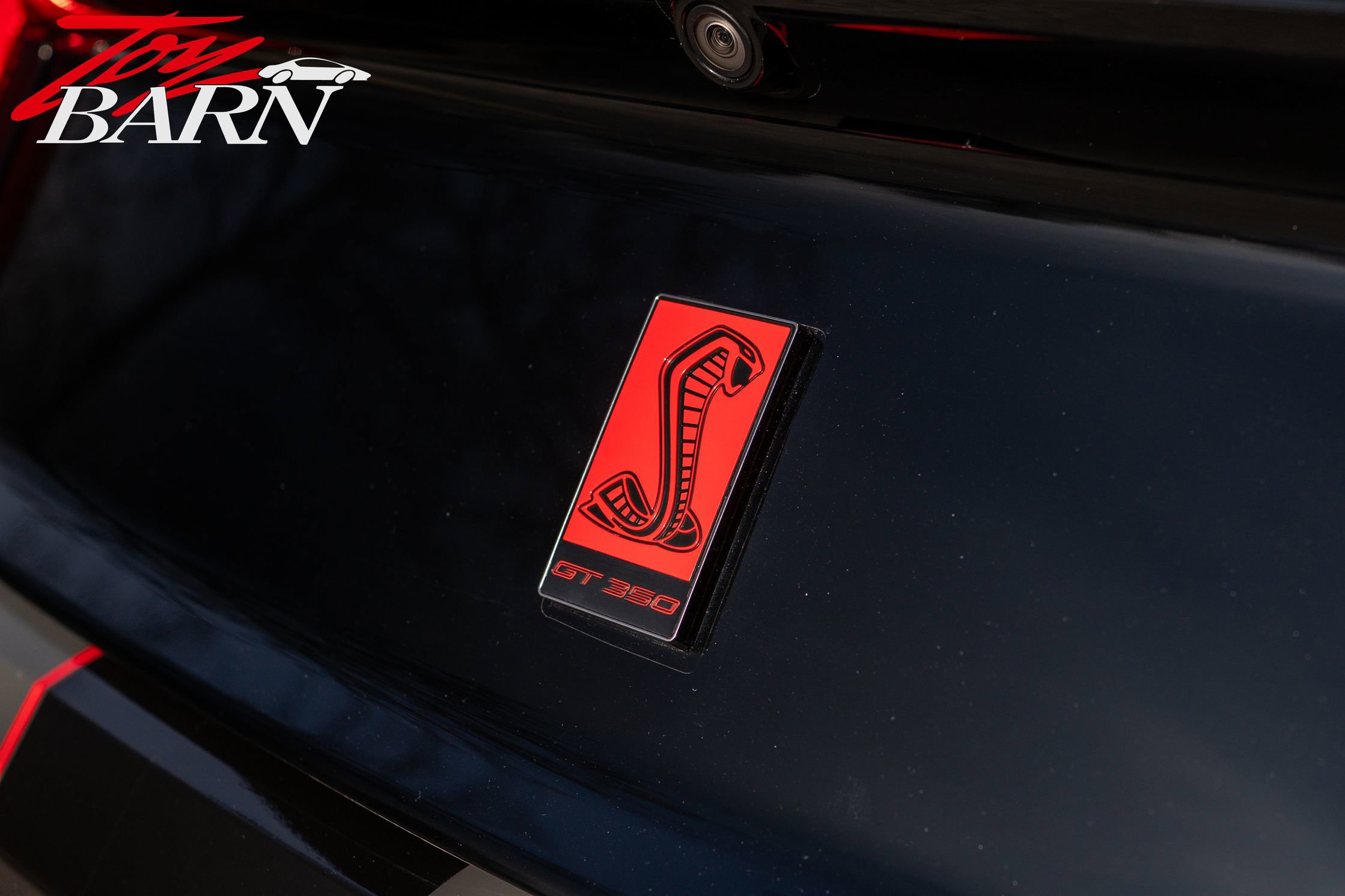 Used 2018 Ford Mustang Shelby GT350R w/ GT350R Equipment Group 920A image 9