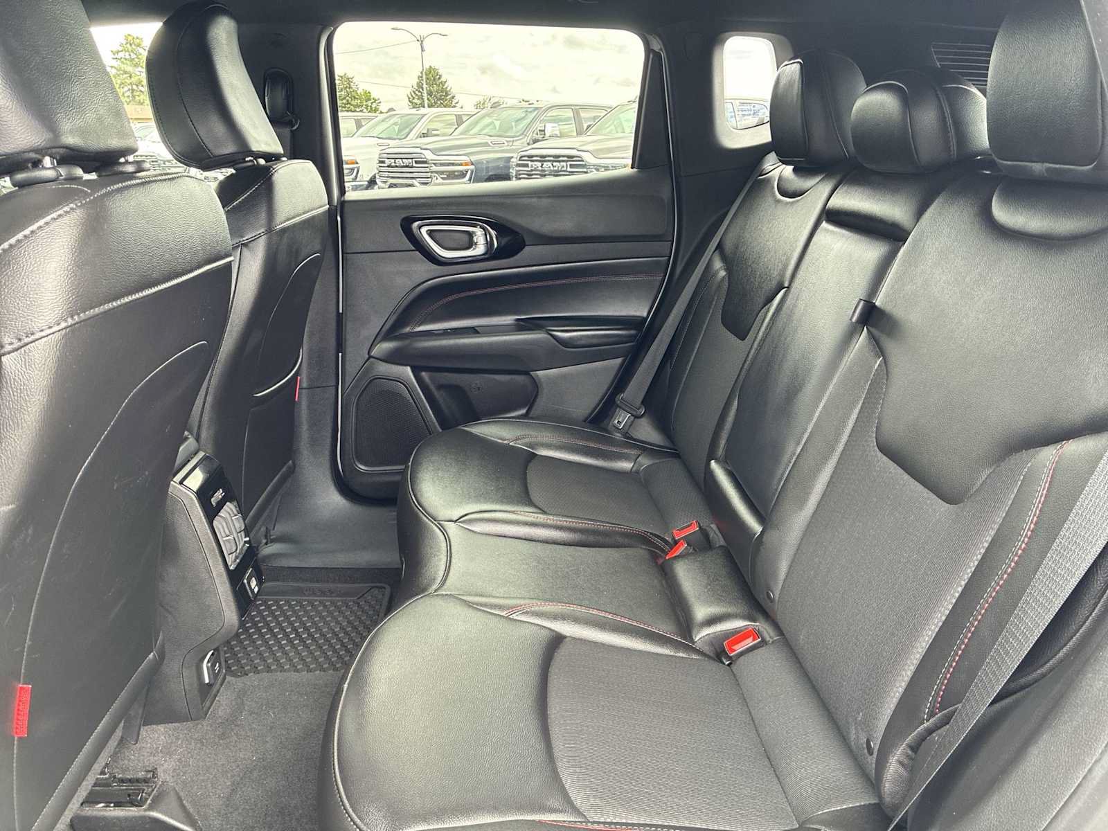 Certified 2025 Jeep Compass Trailhawk AWD/4WD image 23