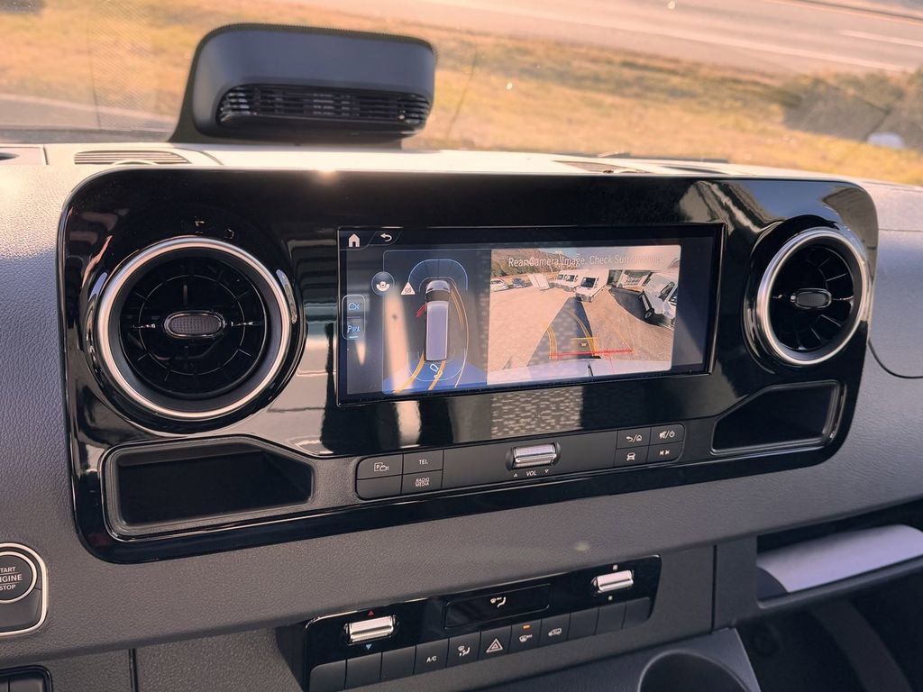 New 2025 Mercedes-Benz Sprinter 3500 image 18