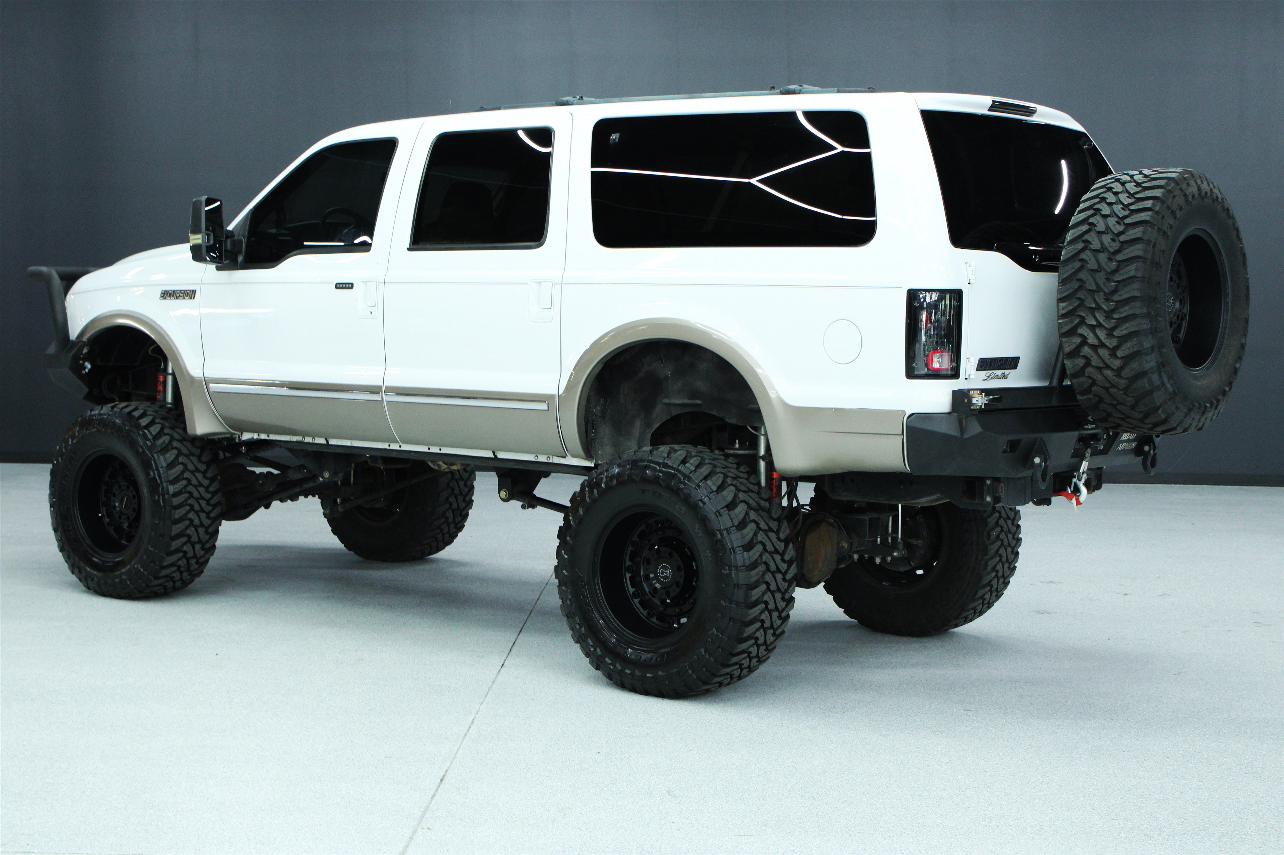 Used 2002 Ford Excursion Limited AWD/4WD image 38