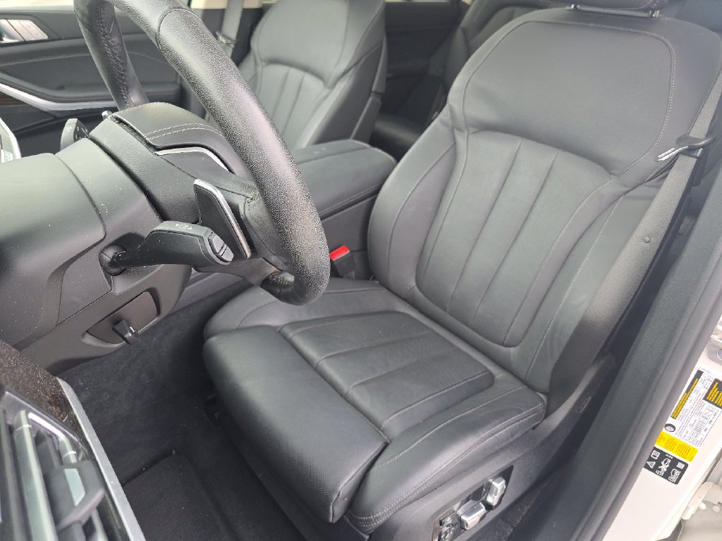 Used 2021 BMW X7 xDrive40i w/ Luxury Seating Package AWD/4WD image 25
