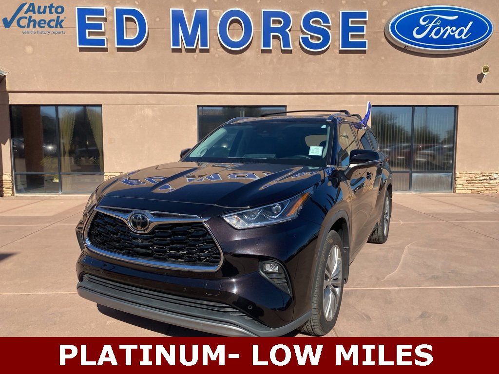 Used 2022 Toyota Highlander Platinum image 1