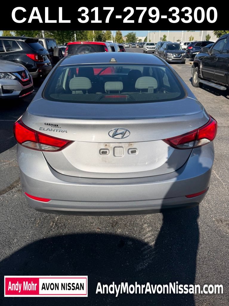 Used 2016 Hyundai Elantra SE w/ Option Group 02 FWD image 6
