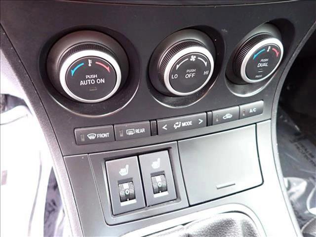 Used 2013 MAZDA MAZDA3 i Grand Touring w/ Tech Pkg image 19
