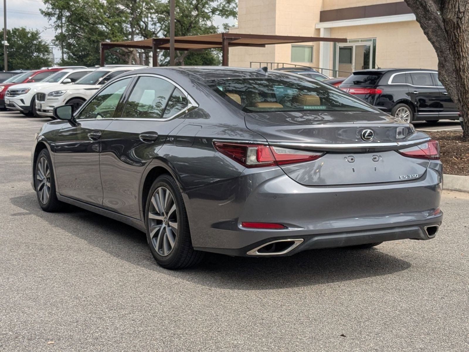 Used 2021 Lexus ES 350 w/ Premium Package FWD image 5