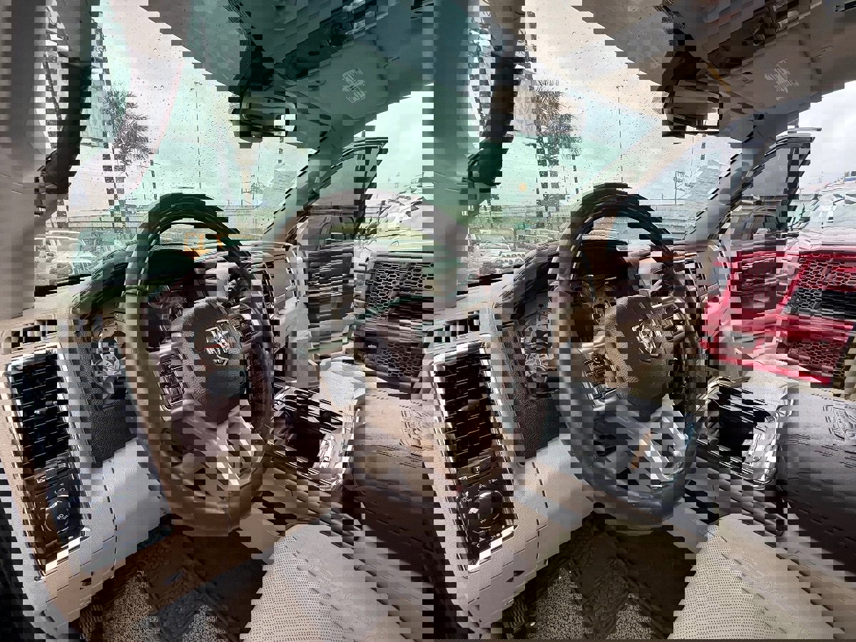 Used 2018 RAM 3500 Laramie Longhorn w/ Longhorn Southfork Package image 31