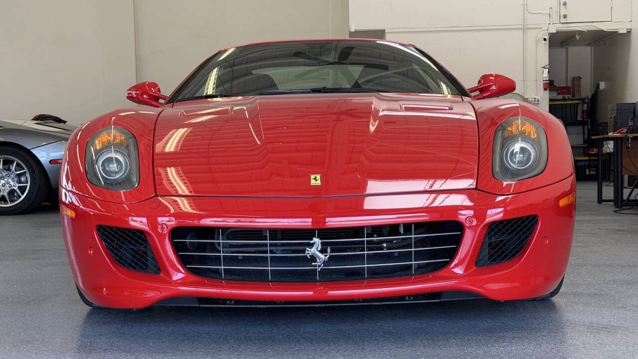 Used 2009 Ferrari 599 GTB Fiorano RWD image 2
