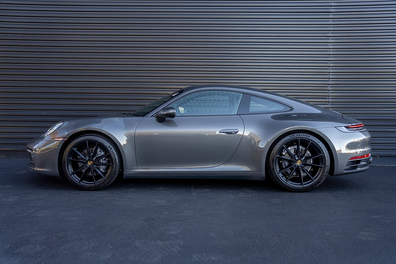 Certified 2021 Porsche 911 Carrera RWD image 2