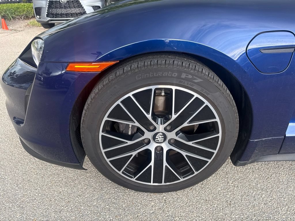 Used 2024 Porsche Taycan RWD image 11