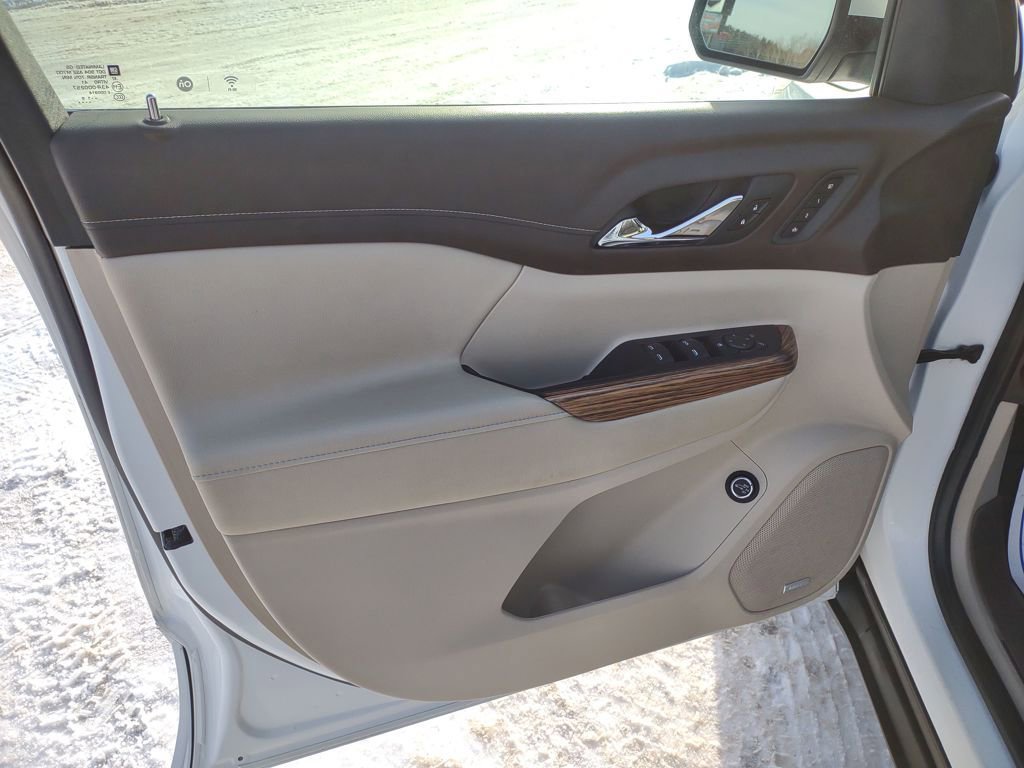 Used 2019 GMC Acadia Denali w/ Technology Package image 10