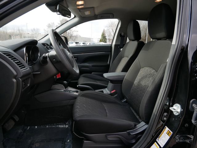 Used 2025 Mitsubishi Outlander Sport ES image 8
