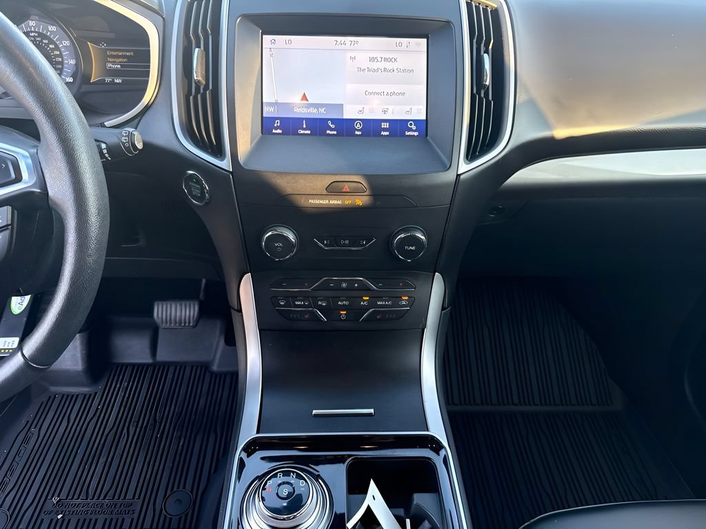 Used 2020 Ford Edge SEL w/ Convenience Package AWD/4WD image 11