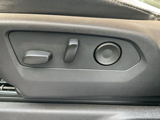 Used 2024 Chevrolet Silverado 1500 Custom image 28