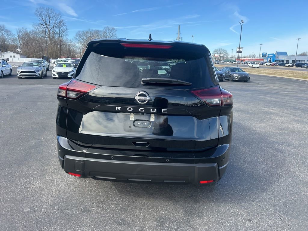 Used 2025 Nissan Rogue SV image 6