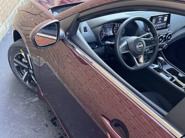 New 2025 Nissan Sentra SV w/ Trunk Package FWD image 18