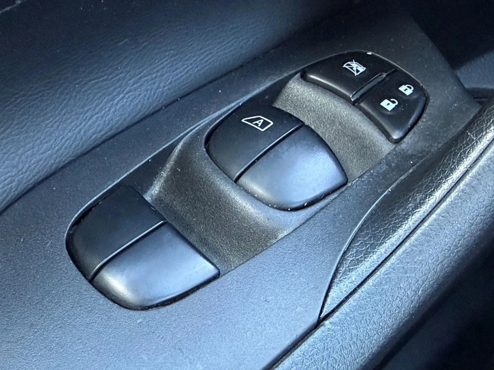 Used 2015 Nissan Altima 2.5 S w/ Power Driver Seat Package FWD image 23