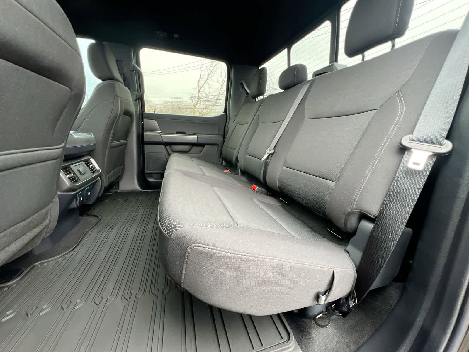 Used 2024 Ford F150 XLT w/ Equipment Group 302A MID image 19